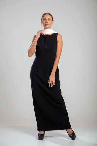 Noctyra Gown – Black & White