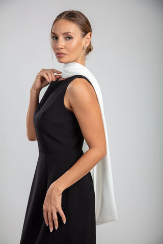 Noctyra Gown – Black & White