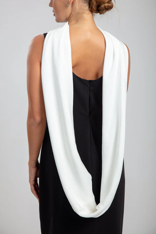 Noctyra Gown – Black & White