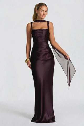 שמלת רגאליה – שזיף