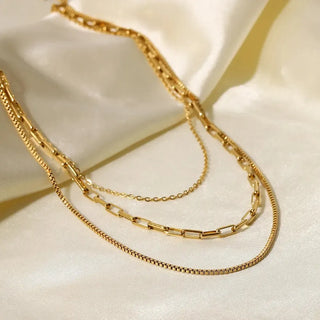 Set of layered necklaces in link design - Daniel