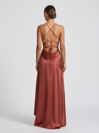 שמלות סולן קסקדה – חלודה