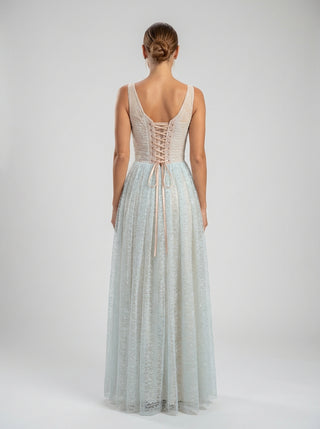 שמלת מחוך תחרה של סלסט