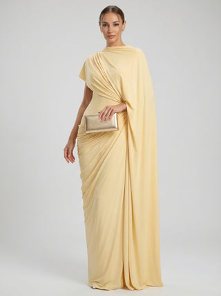 סולנה – שמלת שכמייה עם וילון חמאה