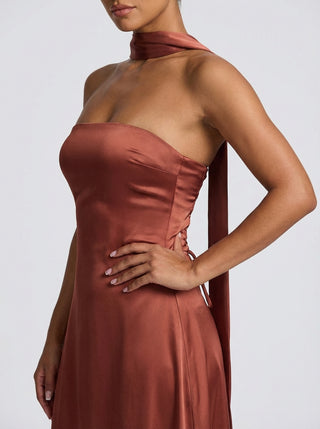 שמלת סלארה וייל – חום אדמדם