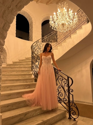 שמלת טול בצבע סומק עם חרוזים אומברה