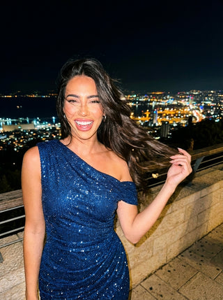 שמלת Aurex עם כתף אחת – כחול נייבי נוצץ