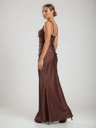 שמלת רגאליה – חום שזיף