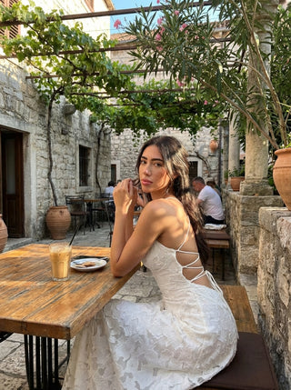 שמלות רוזלה – לבן שנהב