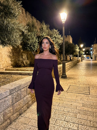 Mariana Bell Sleeve Gown – Bordeaux